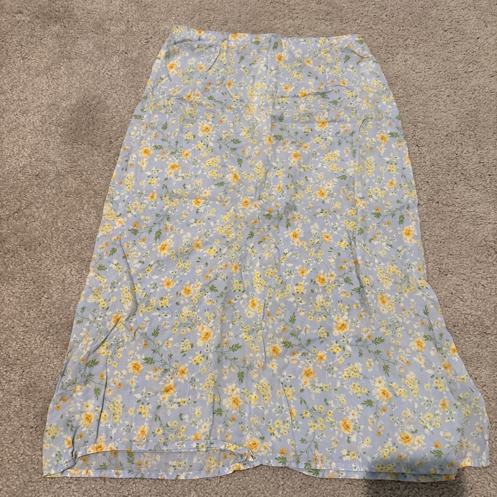 Charming Floral Midi Skirt in Blue and Yellow